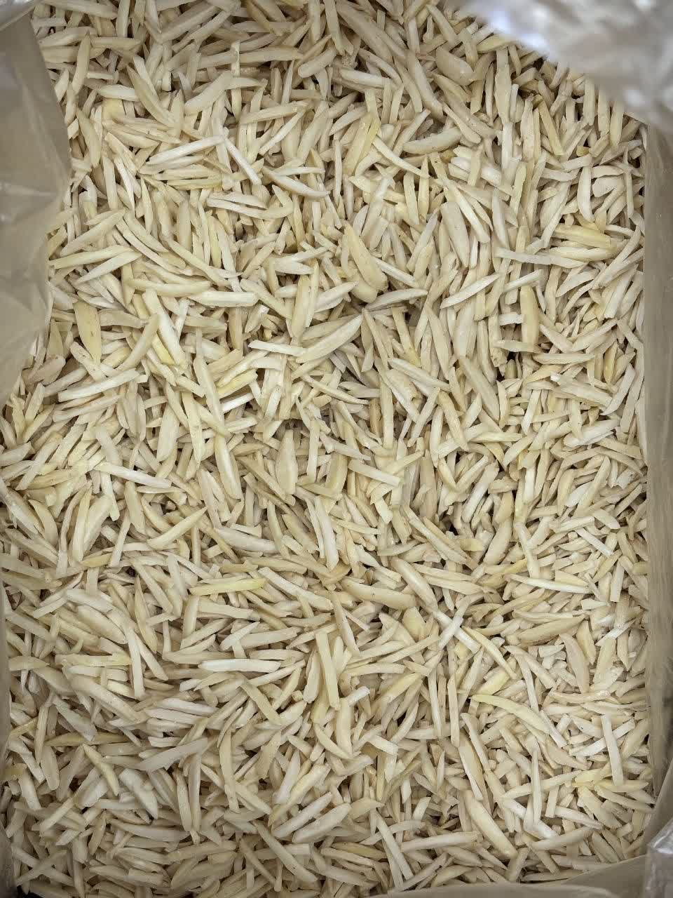 خلال بادام درختی اعلا | خلال بادام مجلسی تازه و ترد(۵کیلو)ارسال به سراسر کشور